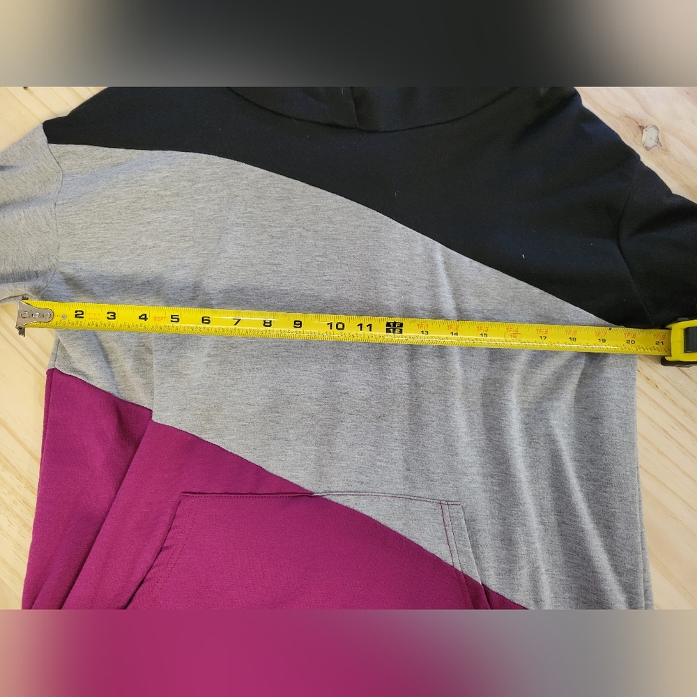Color Block Hoodie - Large - Picture 2 of 5